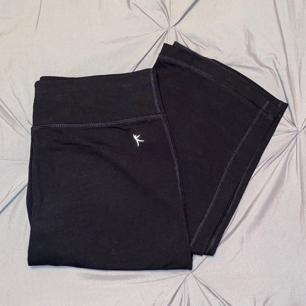 Black Semi-Fitted, Flared-Bottom Yoga Pants